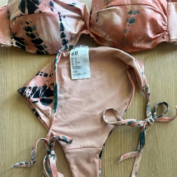 Tie Dye Underwire Bikini Set - Picture 2 of 4